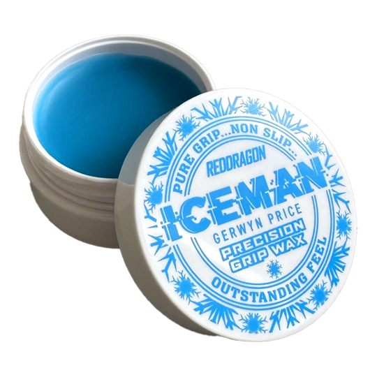 Cera para dedos Red Dragon Gerwyn Price Iceman Precision Grip Wax Das Bild zeigt ein offenes Döschen mit blauem Fingerwachs der Marke "Red Dragon Gerwyn Price Iceman Precision Grip Wax". Auf dem Deckel steht in blauer Schrift, dass das Produkt für reinen Halt, Rutschfestigkeit und hervorragendes Gefühl sorgt.
