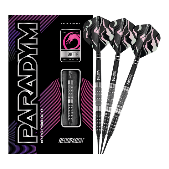 Šipky Red Dragon Paradym Tapered Soft - 20g Das Bild zeigt die Red Dragon Paradym Tapered Softdarts mit einem Gewicht von 20g. Rechts sind drei stilvolle Softdarts zu sehen, links befindet sich die dazugehörige Verpackung.