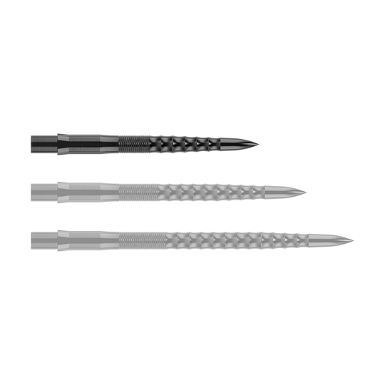 Puntas de dardos Mission Caliburn EVO - Ondulación - Negro Das Bild zeigt drei schwarze Steeldartspitzen mit einer geriffelten Oberfläche. Sie sind nebeneinander angeordnet und haben eine spitz zulaufende Form.