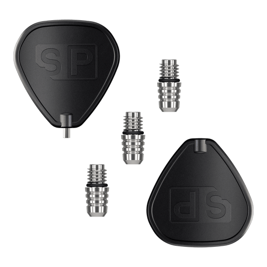 Target Swiss Point 2BA Converter - Silber Das Bild zeigt den Target Swiss Point 2BA Converter in Silber mit mehreren silbernen Konvertern. Ebenfalls abgebildet sind zwei schwarze Kunststoffhüllen zur Aufbewahrung der Konverter.