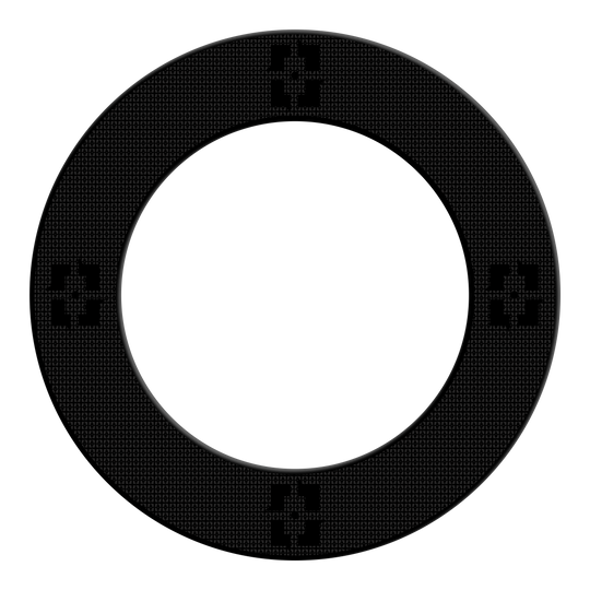 McDart Precision Nano Dartboard Surround Das Bild zeigt das Produkt "McDart Precision Nano Dartboard Surround". Es handelt sich um einen schwarzen, ringförmigen Schutzrand mit geprägtem Muster für eine Dartscheibe.