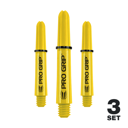 Tiges Target Pro Grip - 3 jeux - Jaune Auf dem Bild sind drei gelbe Dartschäfte mit der Aufschrift "PRO GRIP" zu sehen. In der rechten unteren Ecke steht "3 SET".