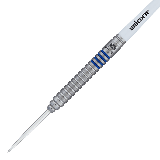 Unicorn Contender Camerion Menzies Steel Darts - 23g Das Bild zeigt einen Unicorn Contender Camerion Menzies Steeldart mit einem Gewicht von 23g. Der Dart hat blaue Ringe und einen silbernen, geriffelten Griff.