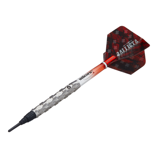 Fléchettes souples Unicorn Ballista Style 1 Das Bild zeigt einen Unicorn Ballista Style 1 Softdart. Der Dart hat ein silbernes Griffstück, einen roten Schaft und schwarze Flights mit der Aufschrift "BALLISTA".