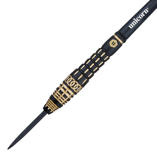 Steeldarts Unicorn Top Brass V4 - 20g Das Bild zeigt einen Unicorn Top Brass V4 Steeldart mit 20g Gewicht. Der Dart ist schwarz mit goldenen Akzenten und trägt das Unicorn-Logo.