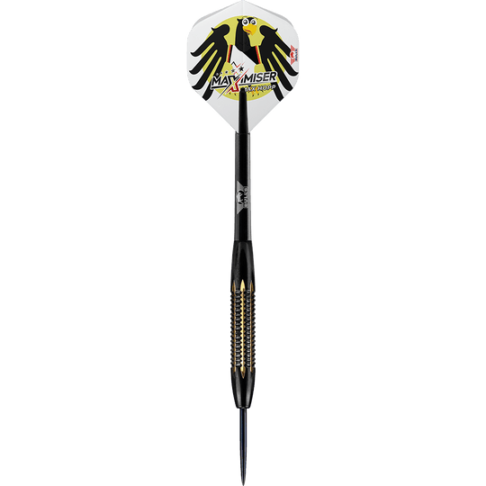 BU24921_BullsNL_Max_Hopp_Maximiser_Shell_Coated_Brass_Steeldarts_1HYbKaey2VuDR7 Dies ist ein BullsNL Max Hopp Maximiser Shell Coated Brass Steeldart mit einem Gewicht von 21g. Der Dart hat ein auffälliges Design mit einem Adler und dem Schriftzug "MAXIMISER" auf dem Flight.