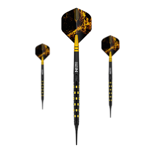 Měkké šipky Red Dragon Nirvana - 20g Das Bild zeigt drei Softdarts des Modells "Red Dragon Nirvana Softdarts - 20g". Die Darts haben ein auffälliges schwarzes und gelbes Design mit einer markanten Musterung auf den Flights.
