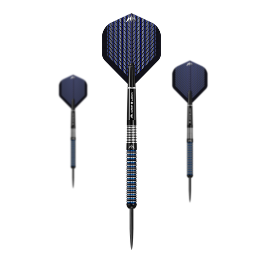 Mission Nightfall Model 1 Steeldarts Das Bild zeigt drei Steeldarts des Modells "Mission Nightfall Model 1". Die Darts haben blaue Flügel und einen geriffelten, silber-blauen Schaft.