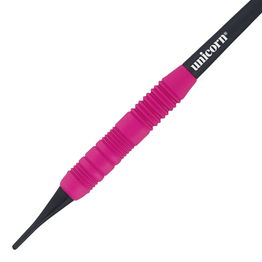 Šipky Unicorn Core Plus pogumované růžové - 19g Das Bild zeigt einen Unicorn Core Plus Rubberised Pink Softdart mit einem Gewicht von 19g. Der Dart hat einen pinken, gummierten Griff und eine schwarze Spitze.