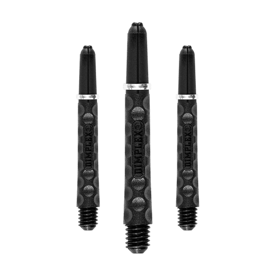 Harrows Dimplex Shafts - Schwarz Das Bild zeigt drei schwarze Dartschäfte mit einer genoppten Oberfläche. Sie sind in unterschiedlichen Längen angeordnet und haben einen Metallring am oberen Ende.