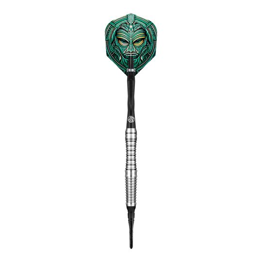 Shot Tribal Weapon Toki freccette morbide Das Bild zeigt einen Shot Tribal Weapon Toki Softdart. Die Dartflügel sind mit einem auffälligen, grünen Stammesdesign verziert.