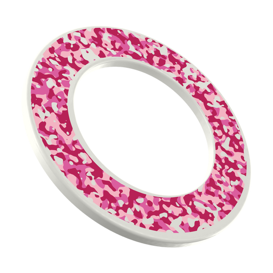Das Bild zeigt ein Dartboard-Surround in Pink Camouflage. Dieses Produkt schützt die Wand und sieht farbenfroh aus.