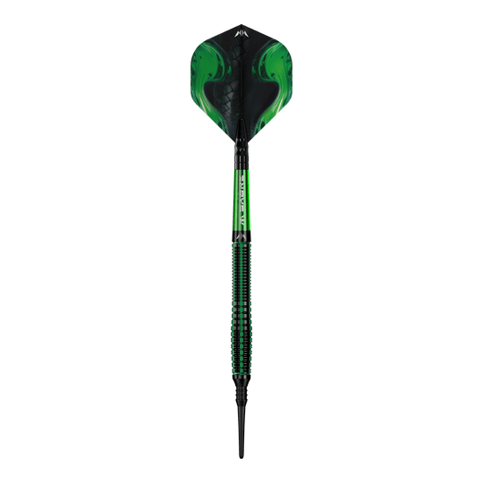 Šipky Mission Venom Softdarts - 20g Das Bild zeigt einen Softdart namens "Mission Venom Softdarts - 20g". Der Dart ist überwiegend schwarz und grün gestaltet und hat ein auffälliges, modernes Design.