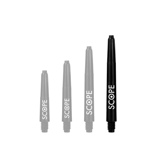 523_McDart_Scope_Nylon_Shafts_Schwarz_48mm_1 Das Bild zeigt vier schwarze McDart Scope Nylon Shafts in unterschiedlichen Längen. Auf jedem Schaft steht das Wort "SCOPE" in weißer Schrift.