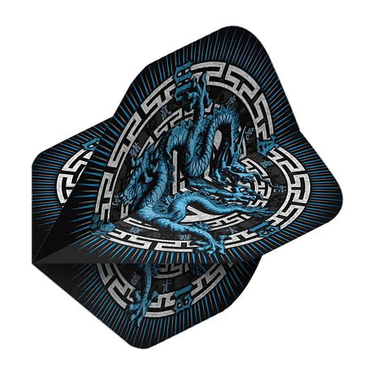 Alchemy Year Of The Dragon No2 Standard Flights Dieses Bild zeigt die "Alchemy Year Of The Dragon No2 Standard Flights". Auf den Flights ist ein blauer Drache mit asiatischem Muster auf schwarzem Hintergrund abgebildet.