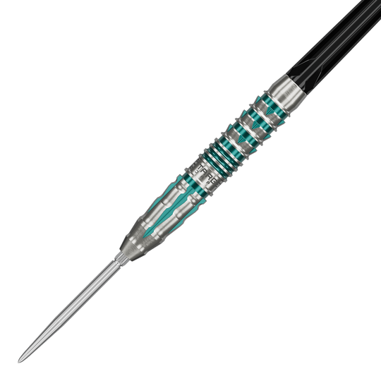 Das Bild zeigt die Target Japan Black Marque Pierce Swiss Point Steeldarts. Die Darts sind modern gestaltet und eignen sich für das Steeldartspiel.