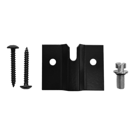 Winmau Blade X Fixing Set Wandbefestigung Das Bild zeigt das Winmau Blade X Fixing Set Wandbefestigung. Es ist ein Set zur Befestigung eines Dartboards an der Wand.