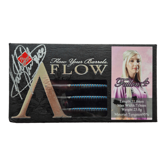 Dardos Dynasty Fallon Sherrock 4 AFlow BK de acero - Con autógrafo - 23 g Das Bild zeigt eine Packung Dynasty Fallon Sherrock 4 AFlow BK Steeldarts mit einer Unterschrift. Auf der Verpackung ist auch ein Foto von Fallon Sherrock sowie die technischen Daten der Darts abgebildet.