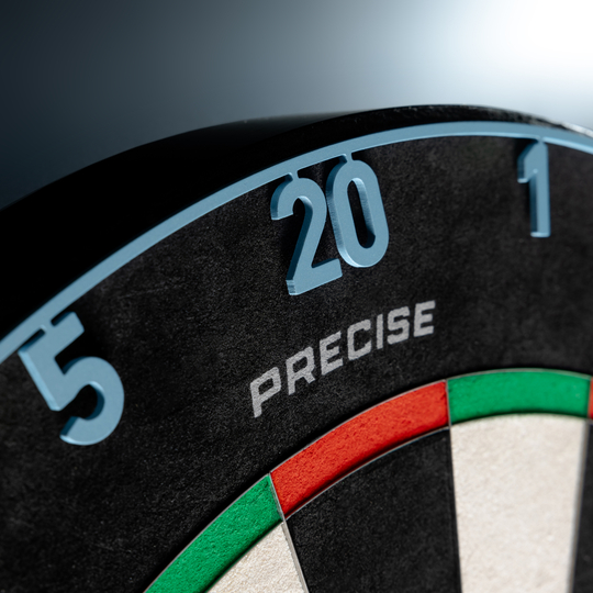 Bague numérotée monobloc découpée au laser avec précision à 180° Das Bild zeigt einen lasergeschnittenen Zahlenring, vermutlich für ein Dartboard, in der Farbe Infinity Blue. Die Datei heißt ONE1091_Precise180_OnePiece_Lasercut_Zahlenring_InfinityBlue_3.