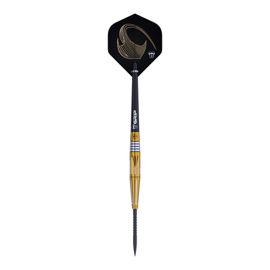 Bulls Stingray ST4 Steeldarts Das Bild zeigt den Bulls Stingray ST4 Steeldart mit einem eleganten Design in Schwarz und Gold. Der Dart hat eine schlanke Form und ist mit einem auffälligen Flight ausgestattet.