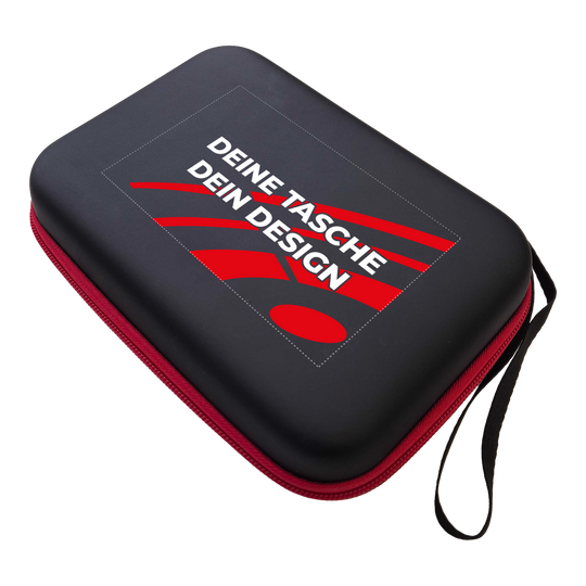 System-4 Dartcase mit Deinem Design Abgebildet ist ein schwarzes Dartcase des Modells System 4. Das Etui eignet sich zur Aufbewahrung von Dartpfeilen und Zubehör.