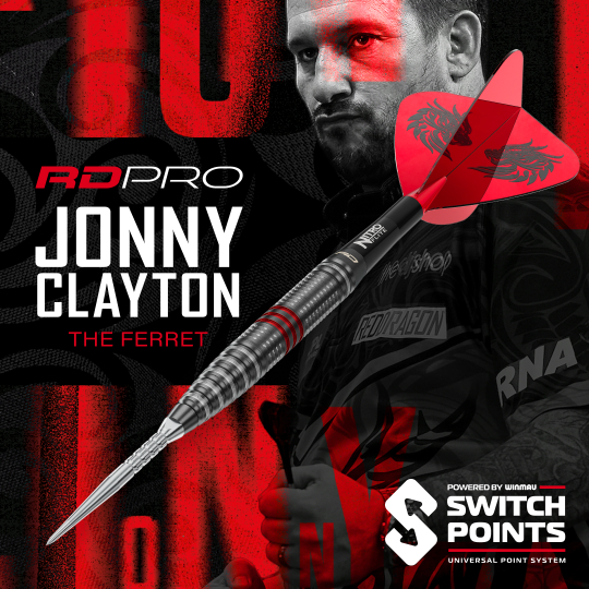 Red Dragon Jonny Clayton RD-PRO Switch Point Steeldarts Zu sehen sind Red Dragon Jonny Clayton RD-PRO Switch Point Steeldarts. Das Bild fokussiert auf die präzise Verarbeitung und das Design der Dartpfeile.