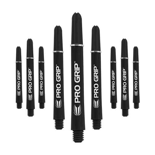 Target Pro Grip Shafts - 3 Sets - Black Auf dem Bild sind neun schwarze Pro Grip Dartschäfte zu sehen. Sie sind in drei Reihen angeordnet und auf jedem Schaft steht "PRO GRIP" in weißer Schrift.