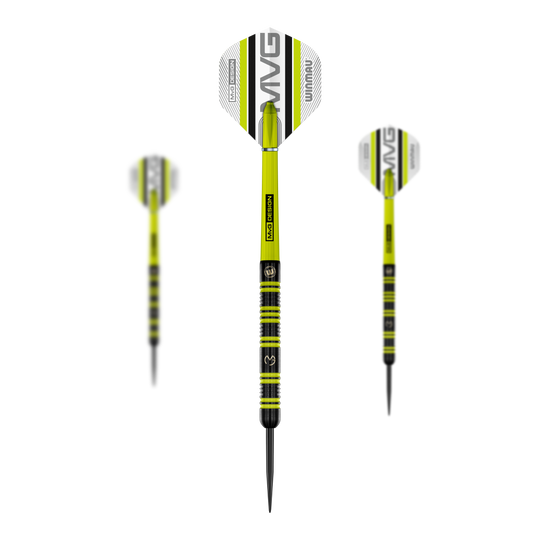 Fléchettes en acier Winmau Michael Van Gerwen 85 Pro-Series Das Bild zeigt drei Winmau Michael Van Gerwen 85 Pro-Series Steeldarts. Die Darts sind schwarz-gelb gestaltet und haben Flights mit dem Schriftzug "MVG" und "Winmau".