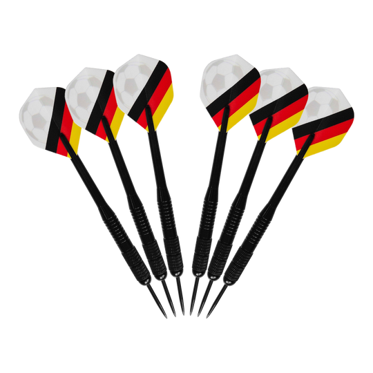 Das Bild zeigt das McDart Anpfiff Fußball Bundle. Es handelt sich um ein Produkt für Fußball-Fans, das mehrere Artikel umfasst.