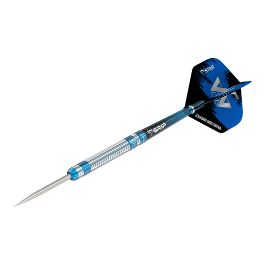Bulls Jermaine Wattimena Generacja 3 stalowe lotki Das Bild zeigt einen Steeldartpfeil mit silber-blauer Riffelung am Barrel. Auf dem Flight steht „Jermaine Wattimena“ und er ist mit dem Produktnamen „Bulls Jermaine Wattimena Generation 3 Steeldarts“ versehen.