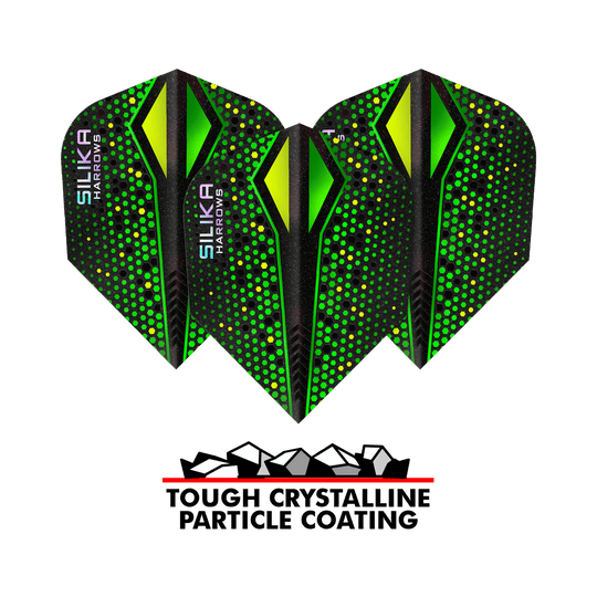 Harrows Silika Colorshift Tough Crystalline Coating Green-X No6 Flights Das Bild zeigt drei grüne Harrows Silika Colourshift Tough Crystalline Coating No6 Flights für Darts. Unten befindet sich ein Logo mit der Aufschrift „Tough Crystalline Particle Coating“.