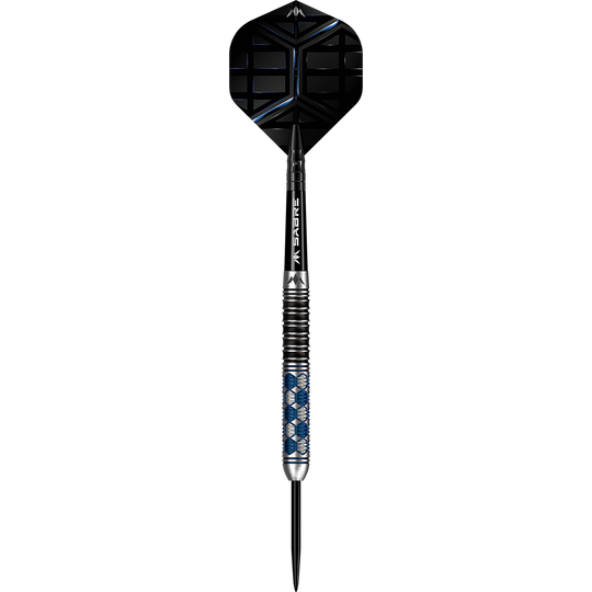 M001310_Mission_Hexon_Steeldarts_19FHCFPeqHnM7l Das Bild zeigt einen Mission Hexon Steeldart mit einem Gewicht von 23g. Der Dart hat ein modernes Design mit schwarzen und blauen Akzenten.