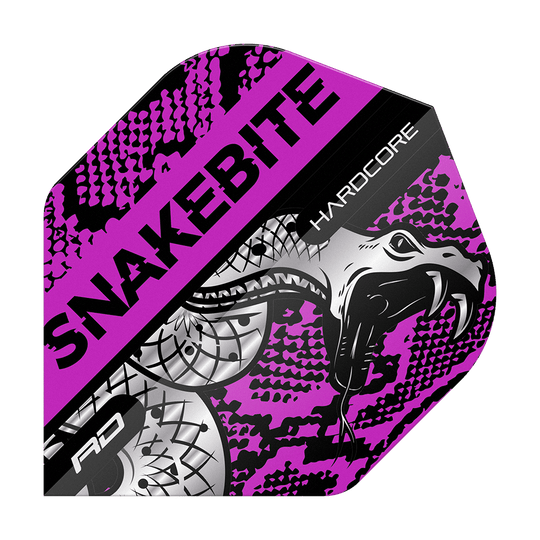 TF6566_Red_Dragon_Hardcore_Snakebite_Coiled_Snake_Purple_Standard_Flights_1z3BPmg7UKG0zS Dieses Bild zeigt ein Dart-Flight mit dem Namen "Red Dragon Hardcore Snakebite Coiled Snake Purple Standard Flights". Das Design ist lila, schwarz und silbern mit einer auffälligen Schlange und der Aufschrift "SNAKEBITE" und "HARDCORE".