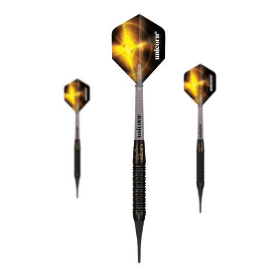 Dardos blandos de latón negro Unicorn, campeones del mundo, Gary Anderson - 19 g Das Bild zeigt drei Unicorn World Champion Gary Anderson Black Brass Softdarts mit einem Gewicht von 19 g. Die Pfeile haben schwarze Flights mit einem gelben, leuchtenden Design.