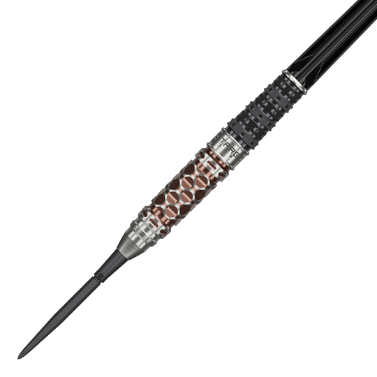 Abgebildet sind die Target Japan Charis GEN6 Swiss Point Steeldarts - 23g. Die spezielle Form und die Details der Darts sind gut zu erkennen.